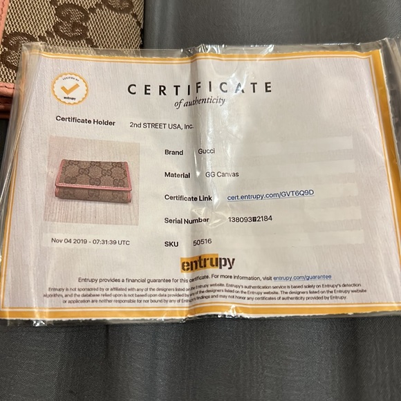 Authentic Gucci key wallet - Picture 5 of 5